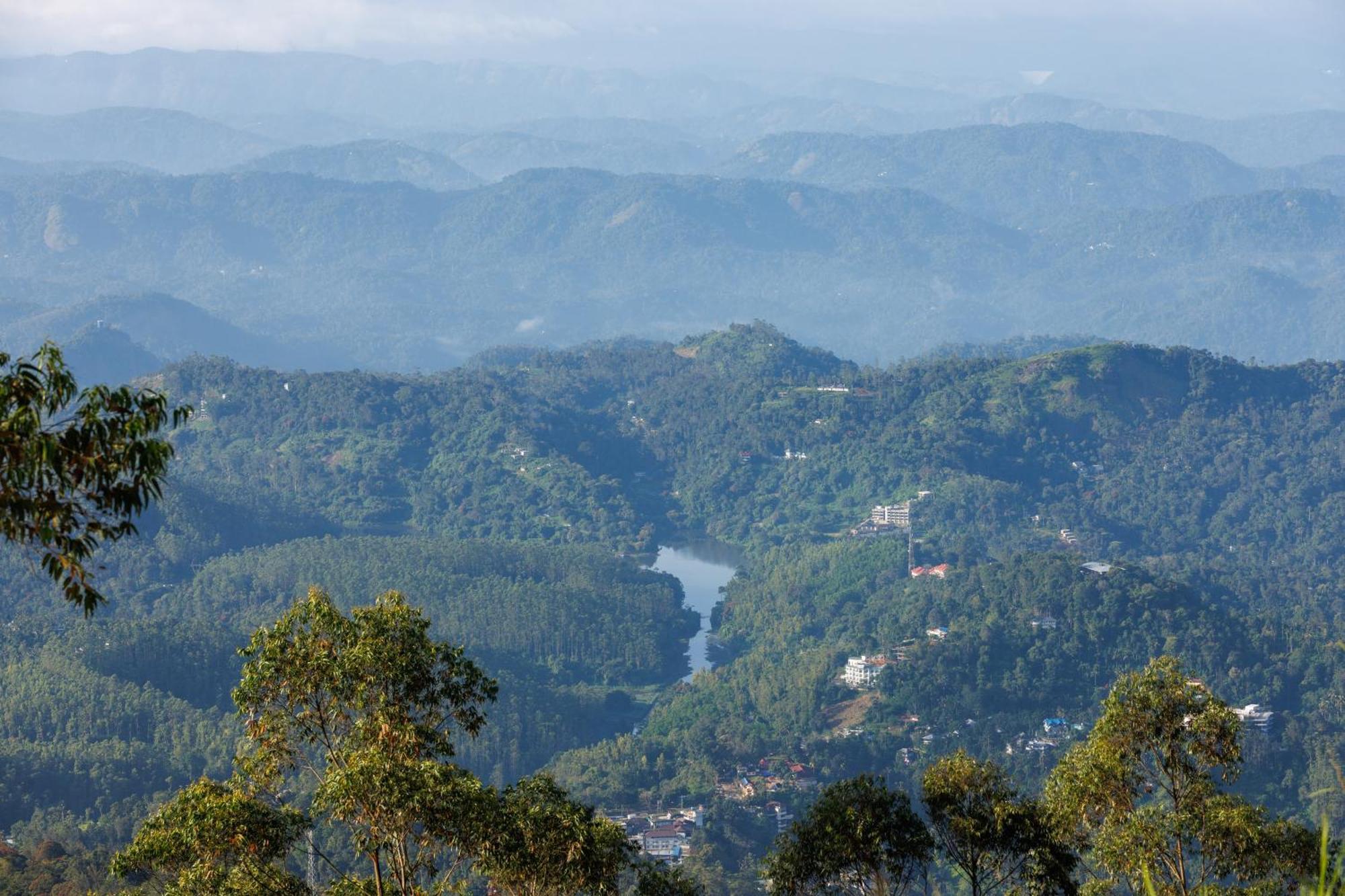 Amber Dale Luxury Hotel & Spa, Munnar Exterior foto
